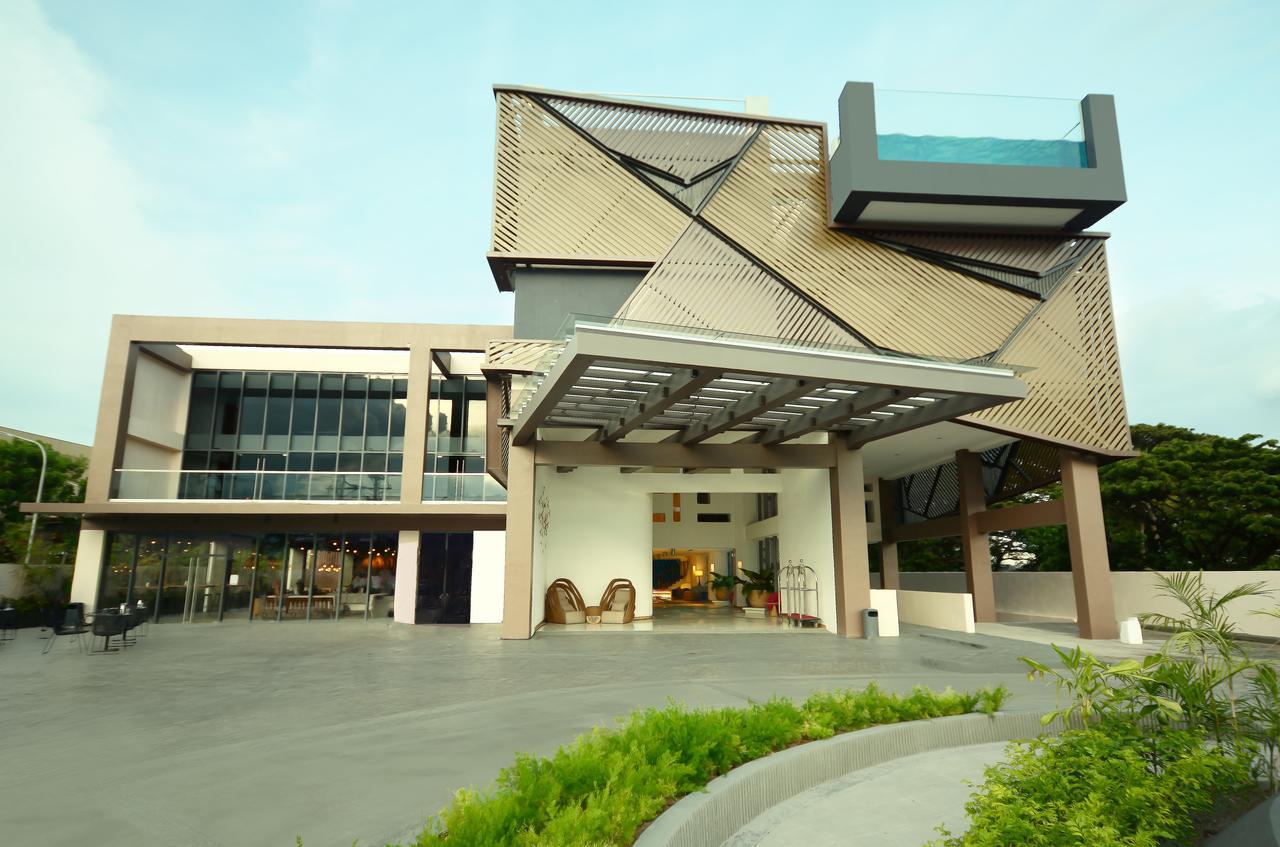 Hue Hotels And Resorts Puerto Princesa Managed By Hii Экстерьер фото